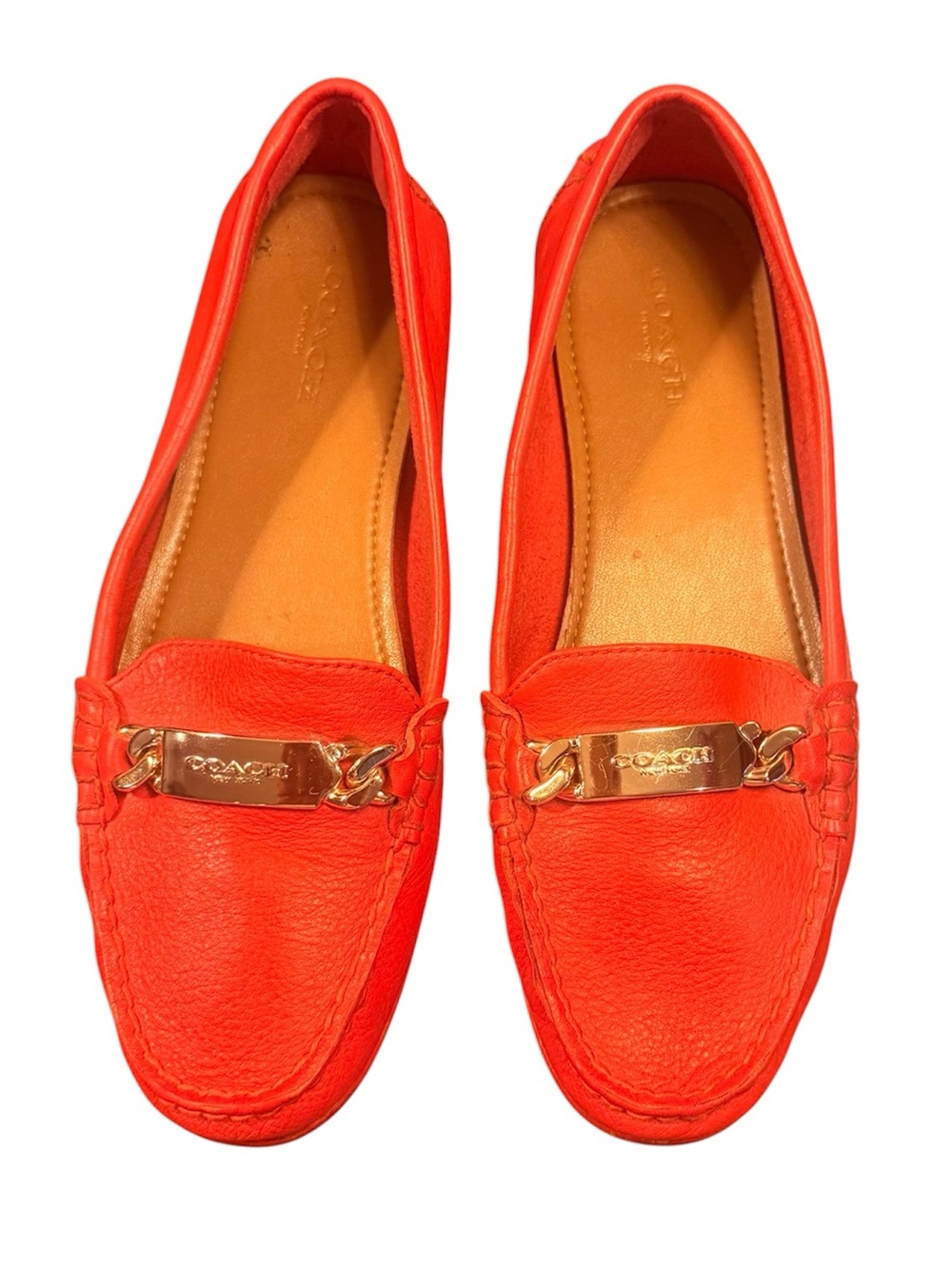 Coach Olive Red Gold Chain Pebble Leather Driving Moccasin Loafers Size 6.5 MSRP